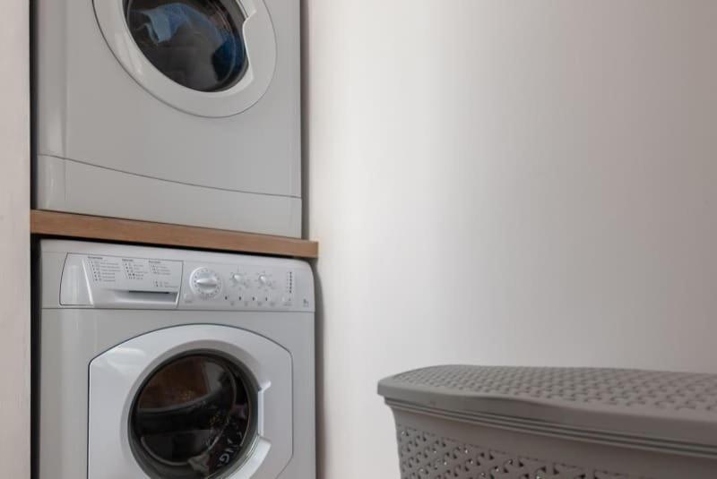 Private Bedroom With Private Bathroom In A Shared Apartment Gzira Exterior foto